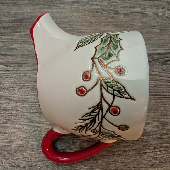 InHomeStylez Christmas Holly Berry Small creamer/ gravy boat - Picture 8 of 11